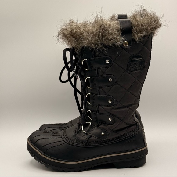 SOREL Tofino II Faux Fur Lined Waterproof Boot (Women) Size 7 - Picture 4 of 16